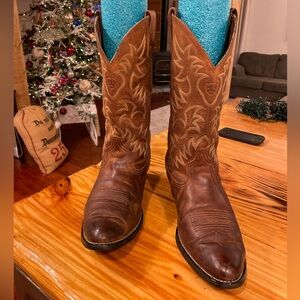Men’s Ariat Cowboy Boots